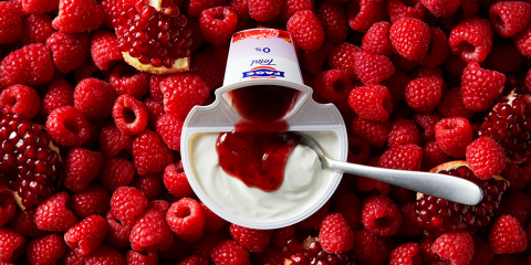 FAGE TOTAL Split Cup, 0% Greek Yogurt with Blueberry Acai, 5.3 oz – Hilltop  Perk Deli